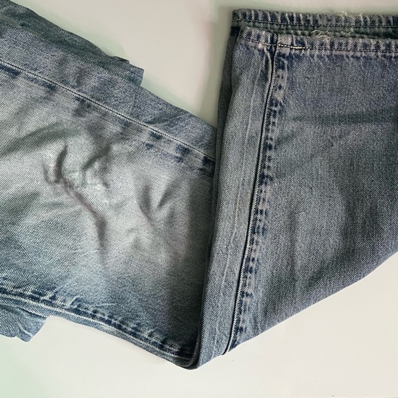 Levi’s Made and Crafted • Light Wash Tack Slim Classic Blue Jeans - Picture 2 of 10